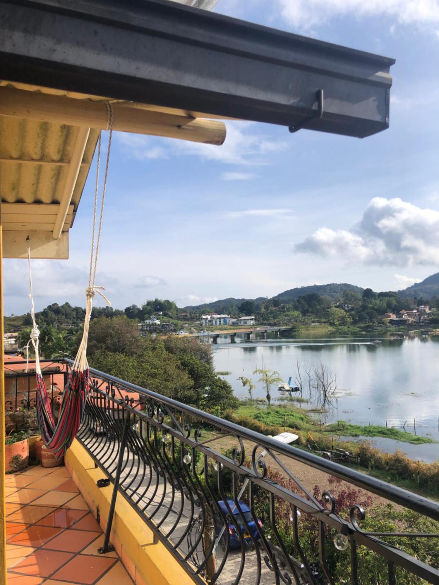 Lake View Hostel Guatapé Esterno foto