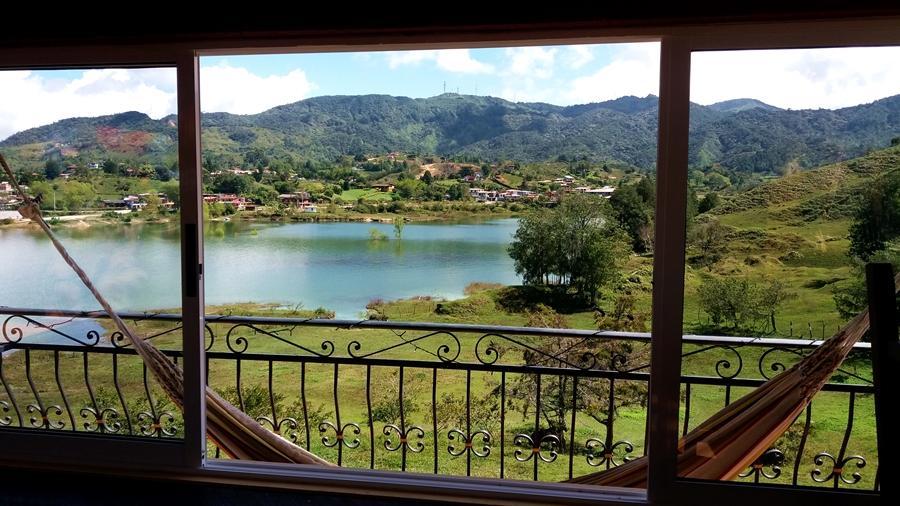 Lake View Hostel Guatapé Esterno foto
