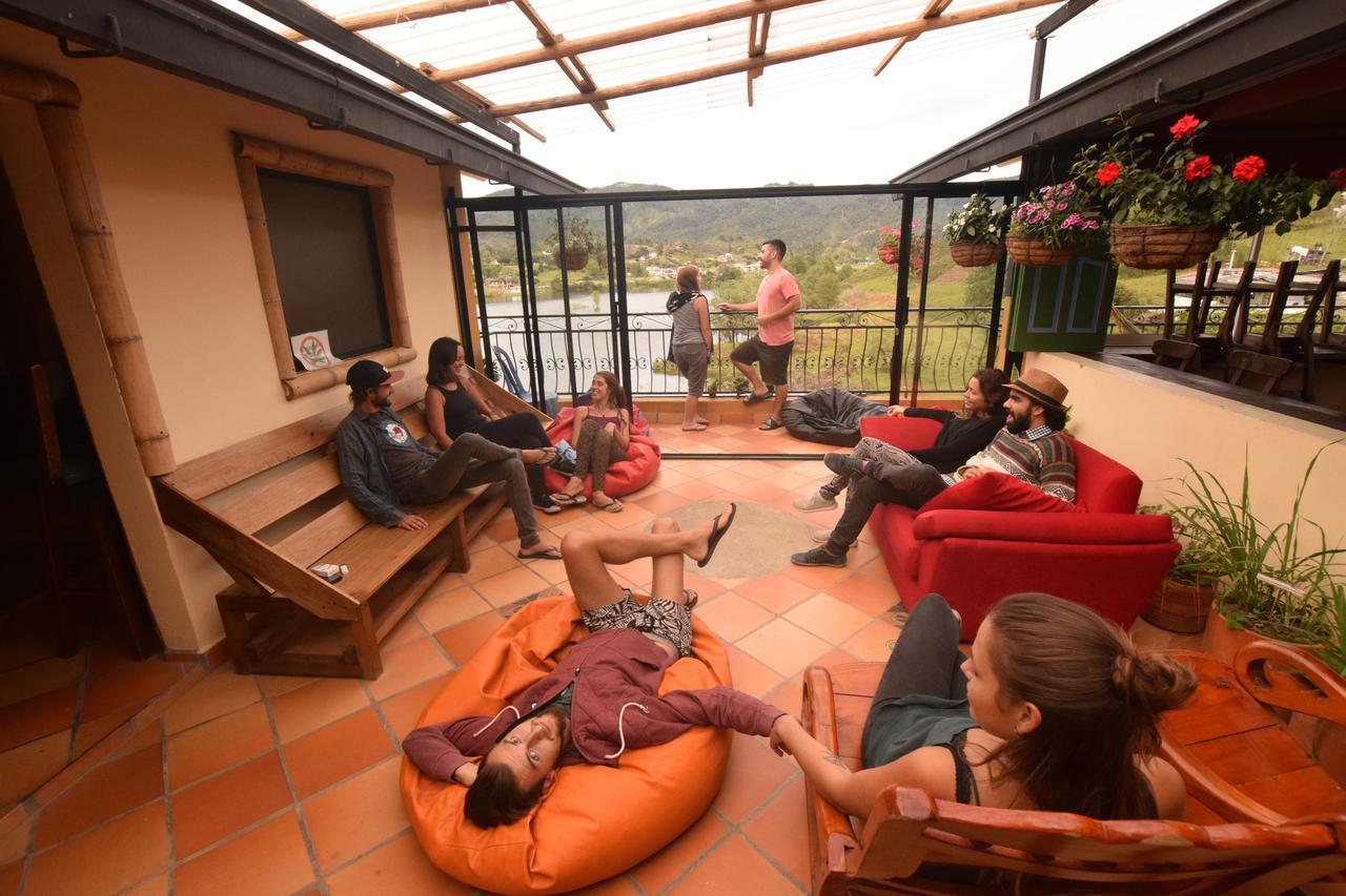 Lake View Hostel Guatapé Esterno foto